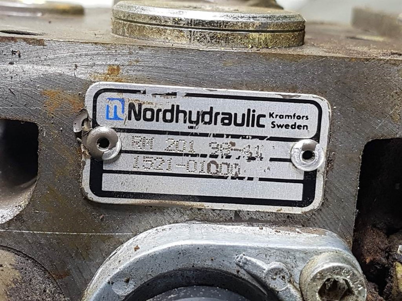 Ahlmann AZ200-4195321A-Nordhydraulic RM-201-Valve/Ventile - Hydraulics: picture 3 Ahlmann AZ200-4195321A-Nordhydraulic RM-201-Valve/Ventile - Hydraulics: picture 3