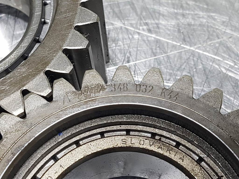 Cat M315C-ZF 4472348049-Final drive/Eindaandrijving - Axle and parts for Construction machinery: picture 3 Cat M315C-ZF 4472348049-Final drive/Eindaandrijving - Axle and parts for Construction machinery: picture 3