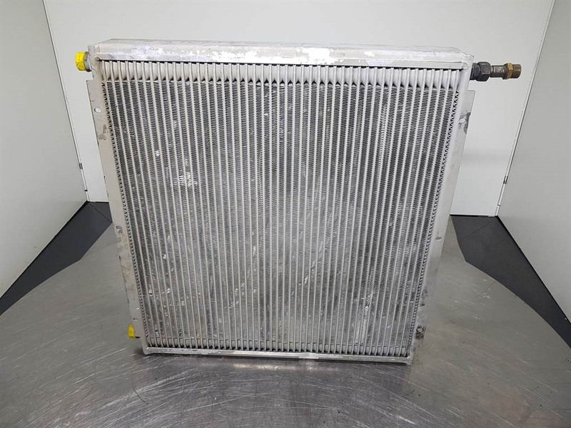 Demag 13136274 - Oil cooler/Ölkühler/Oliekoeler - Hydraulics for Construction machinery: picture 3 Demag 13136274 - Oil cooler/Ölkühler/Oliekoeler - Hydraulics for Construction machinery: picture 3