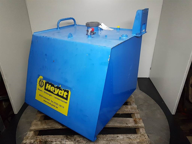 Fuchs MHL320-Terex 6732014000-Fuel tank/Kraftstofftank - Frame/ Chassis for Construction machinery: picture 4 Fuchs MHL320-Terex 6732014000-Fuel tank/Kraftstofftank - Frame/ Chassis for Construction machinery: picture 4