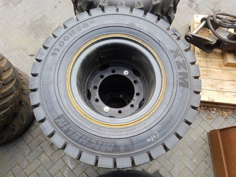 Wheels and tires for Construction machinery Liebherr LH24M-Michelin 11.00R20-Tyre/Reifen/Band: picture 6