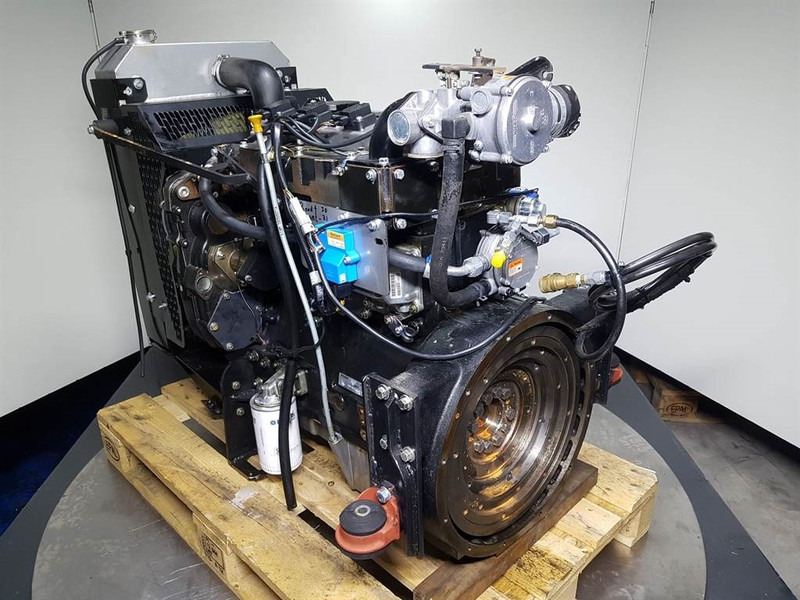 Perkins 42KVTREG10008451 - Volvo L45 - Engine/Motor - Engine and parts for Construction machinery: picture 5 Perkins 42KVTREG10008451 - Volvo L45 - Engine/Motor - Engine and parts for Construction machinery: picture 5