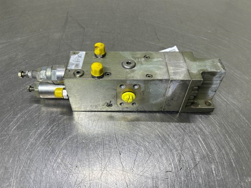 Terex TW150-6092613-Counterbalance valve/Senkbremsventil - Hydraulics for Construction machinery: picture 2 Terex TW150-6092613-Counterbalance valve/Senkbremsventil - Hydraulics for Construction machinery: picture 2