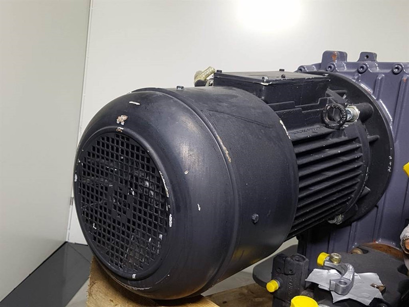 Vögele VISION 5100-2/5103-2-EME DR160/17.5-4TS-Generator - Generator set: picture 2 Vögele VISION 5100-2/5103-2-EME DR160/17.5-4TS-Generator - Generator set: picture 2