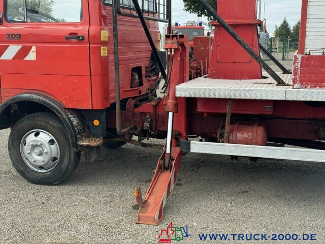 Mercedes-Benz 709 D Ruthmann Hubsteiger Arbeitshöhe 12,60 m - Truck mounted aerial platform: picture 3 Mercedes-Benz 709 D Ruthmann Hubsteiger Arbeitshöhe 12,60 m - Truck mounted aerial platform: picture 3