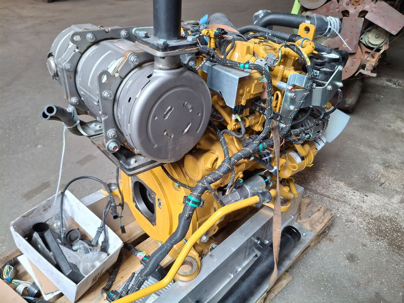 Engine Caterpillar C3.3B: picture 10