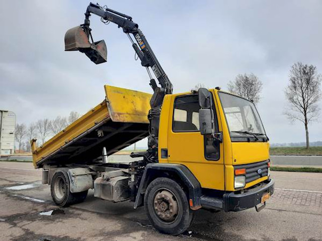 Ford CARGO 1213 - Tipper: picture 5 Ford CARGO 1213 - Tipper: picture 5