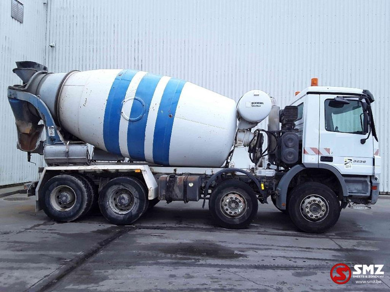 Mercedes-Benz Actros 3236 - Concrete mixer truck: picture 4 Mercedes-Benz Actros 3236 - Concrete mixer truck: picture 4