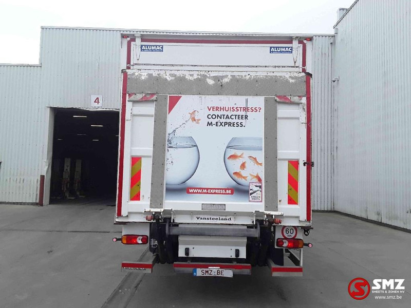 Box truck Renault D 12: picture 10