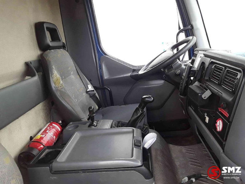Renault Midlum 210 8000L manual pump - Tank truck: picture 5 Renault Midlum 210 8000L manual pump - Tank truck: picture 5