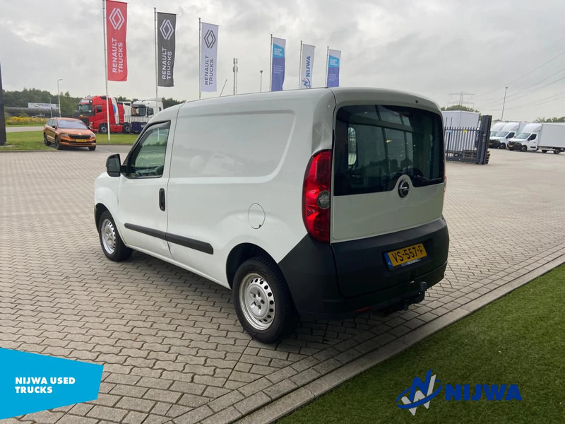 Opel Combo Airco + Trekhaak - Small van: picture 4 Opel Combo Airco + Trekhaak - Small van: picture 4