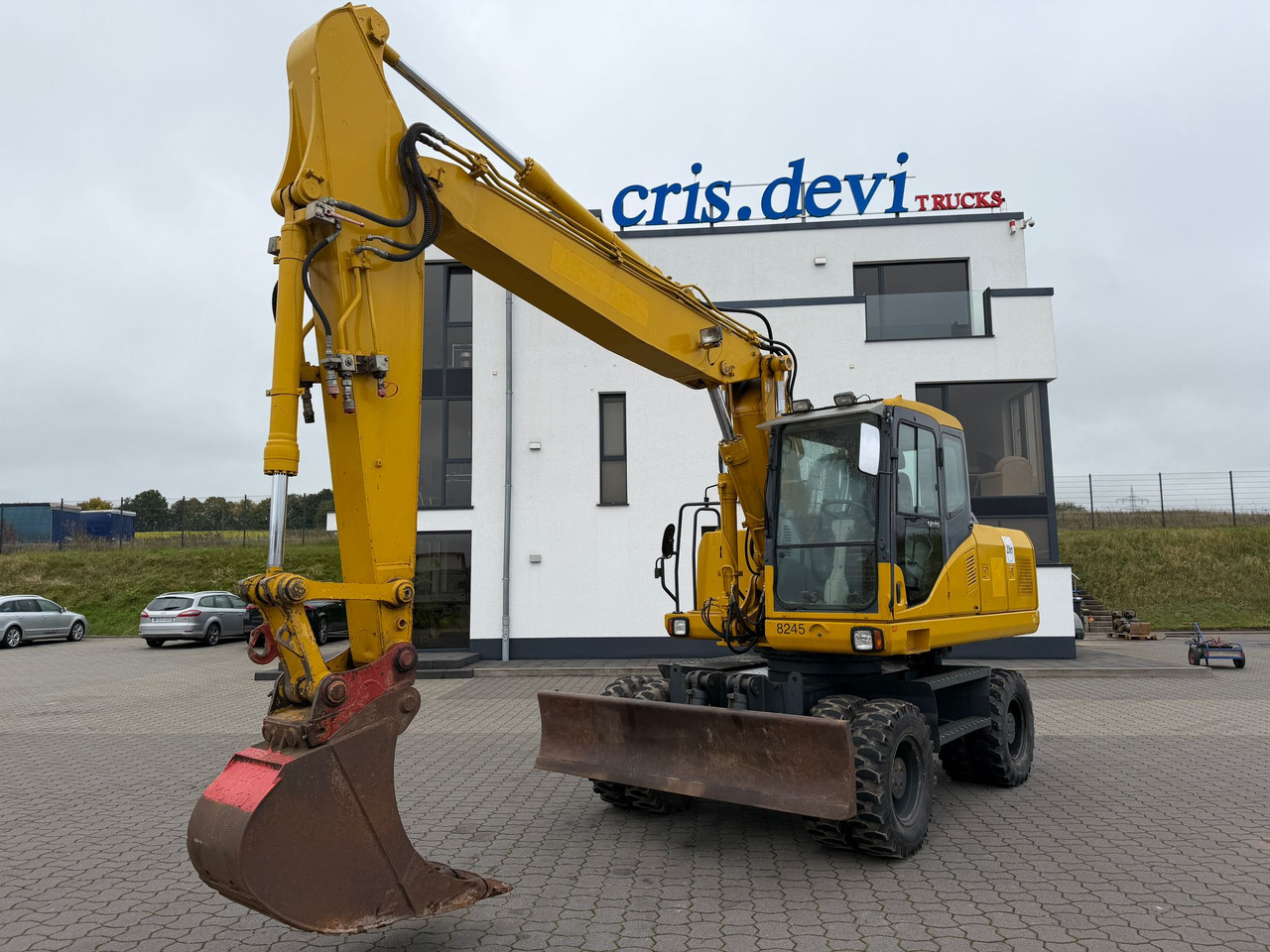 Komatsu PW 180 - 7 - Wheel excavator: picture 1 Komatsu PW 180 - 7 - Wheel excavator: picture 1