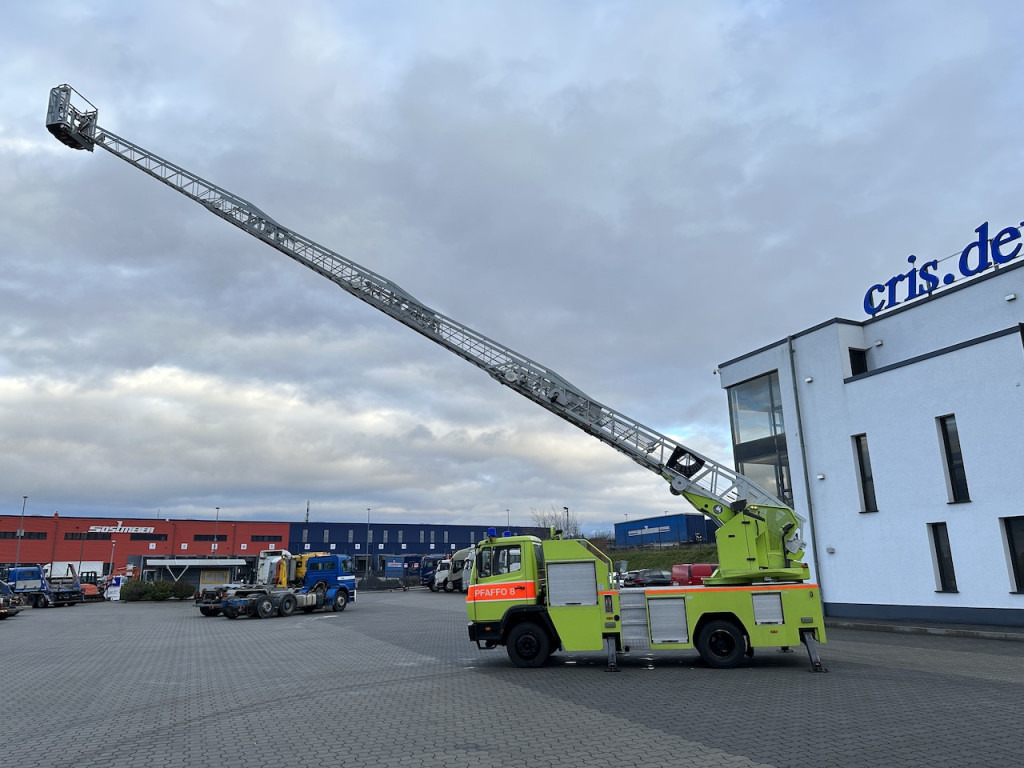 Mercedes-Benz 1224 4x2 Dreh Leiter 25 m Korb Feuerwehr - Truck mounted aerial platform: picture 3 Mercedes-Benz 1224 4x2 Dreh Leiter 25 m Korb Feuerwehr - Truck mounted aerial platform: picture 3