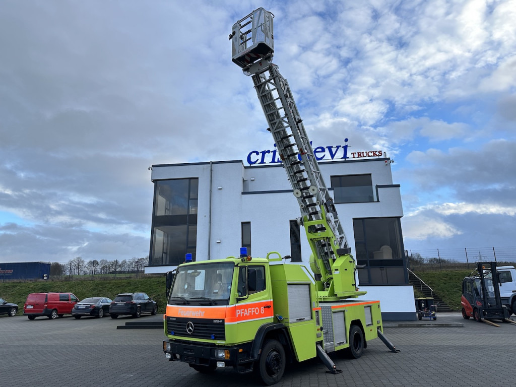 Mercedes-Benz 1224 4x2 Dreh Leiter 25 m Korb Feuerwehr - Truck mounted aerial platform: picture 1 Mercedes-Benz 1224 4x2 Dreh Leiter 25 m Korb Feuerwehr - Truck mounted aerial platform: picture 1