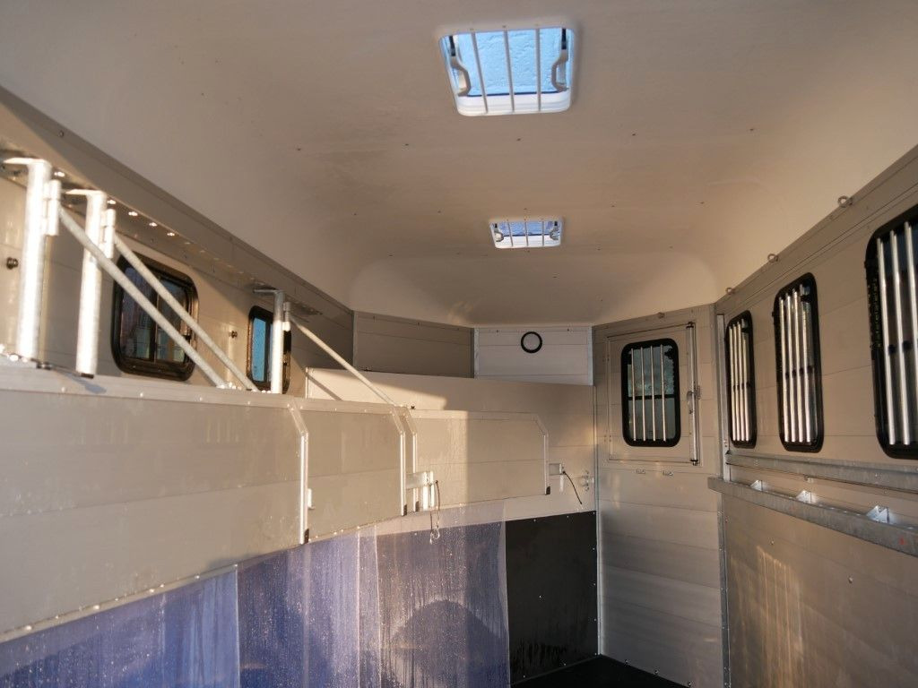 New Horse trailer Böckmann Traveller G 3 Sofort Verfügbar Böckmann Traveller G 3 Sofort Verfügbar: picture 11 New Horse trailer Böckmann Traveller G 3 Sofort Verfügbar Böckmann Traveller G 3 Sofort Verfügbar: picture 11