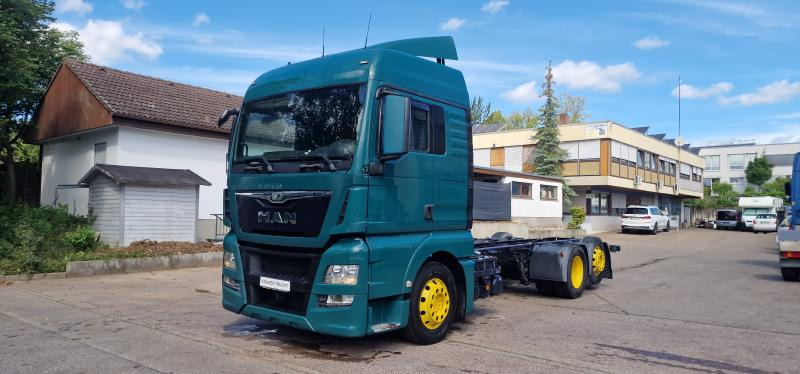 MAN TGX 26.440 FLL 6x2 Fahrgestell Intarder E6 - Cab chassis truck: picture 1 MAN TGX 26.440 FLL 6x2 Fahrgestell Intarder E6 - Cab chassis truck: picture 1