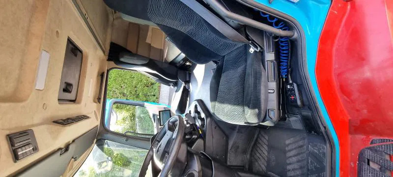 New Tractor unit Mercedes-Benz Actros 1843 LS Eurolohr Autotransp. SZM Intarder Klima E6: picture 15
