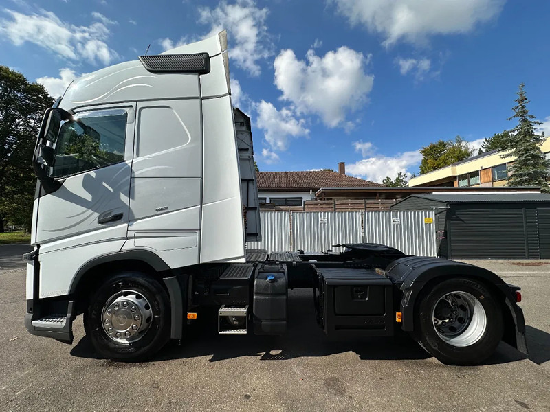 Volvo FH 420 *4x2*Globe* Standart*Klima*VEB - Tractor unit: picture 2 Volvo FH 420 *4x2*Globe* Standart*Klima*VEB - Tractor unit: picture 2