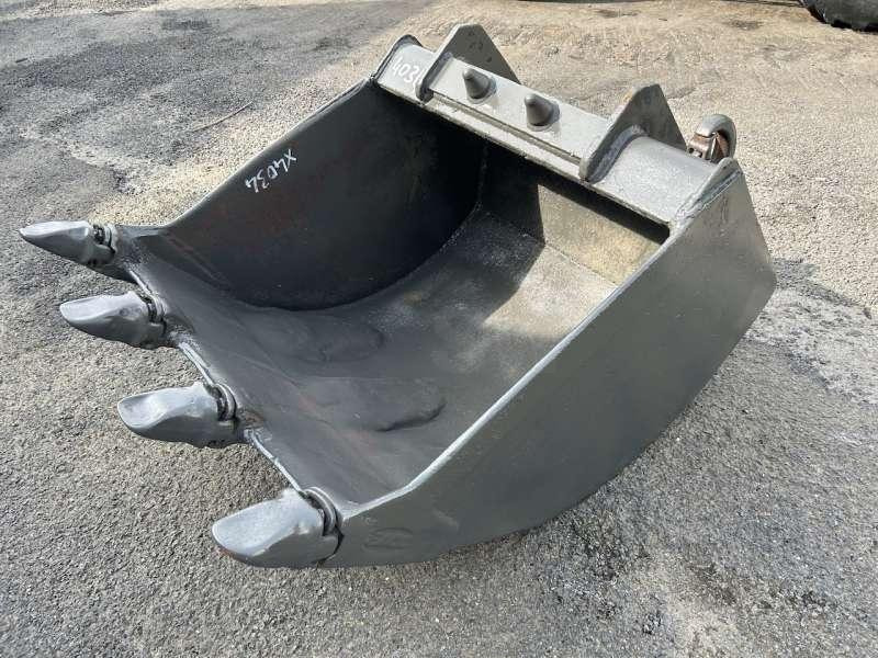 MECALAC 12 - 870mm - fond à revoir - Excavator bucket for Construction machinery: picture 1 MECALAC 12 - 870mm - fond à revoir - Excavator bucket for Construction machinery: picture 1