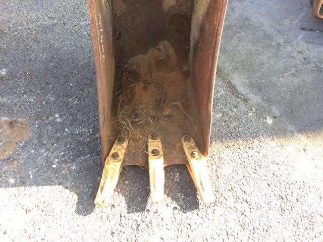 CATERPILLAR 415mm - Type Tractopelle - Other machinery: picture 2 CATERPILLAR 415mm - Type Tractopelle - Other machinery: picture 2