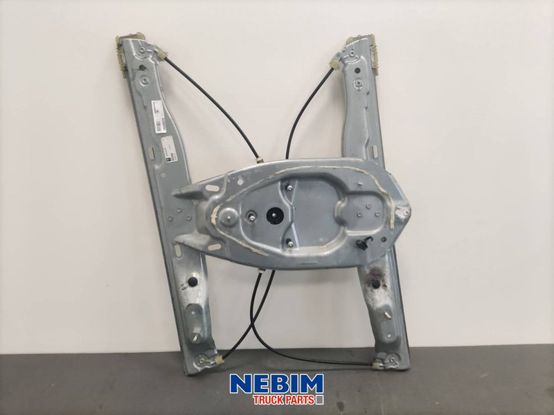 Renault Renault - 7482540378 - Raammechanisme links - Spare parts for Truck: picture 1 Renault Renault - 7482540378 - Raammechanisme links - Spare parts for Truck: picture 1