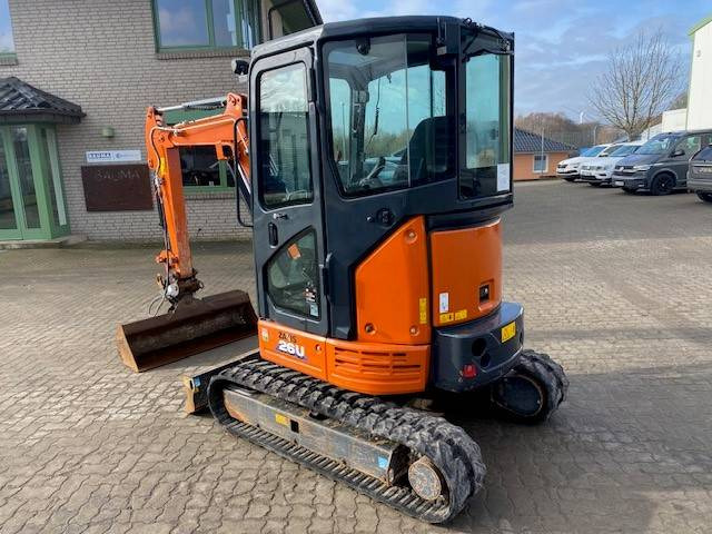 Hitachi ZX 26 U-6 MIETE / RENTAL (12002050) - Mini excavator: picture 3 Hitachi ZX 26 U-6 MIETE / RENTAL (12002050) - Mini excavator: picture 3