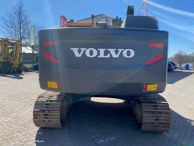 Volvo EC 220 E L MIETE / RENTAL (12001050) - Crawler excavator: picture 4 Volvo EC 220 E L MIETE / RENTAL (12001050) - Crawler excavator: picture 4