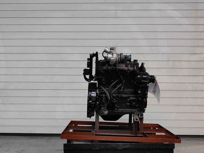 Cummins QSB3.3 RECONDITIONED - Construction machinery: picture 1 Cummins QSB3.3 RECONDITIONED - Construction machinery: picture 1