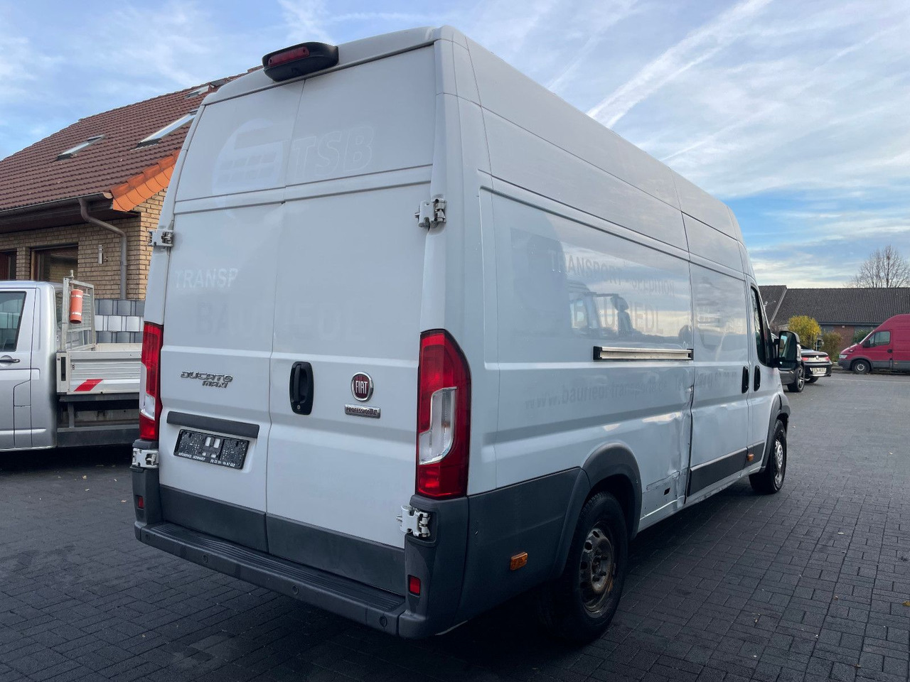 Fiat Ducato 3.0 Maxi 35-180 Power L5H3 - Panel van: picture 4 Fiat Ducato 3.0 Maxi 35-180 Power L5H3 - Panel van: picture 4