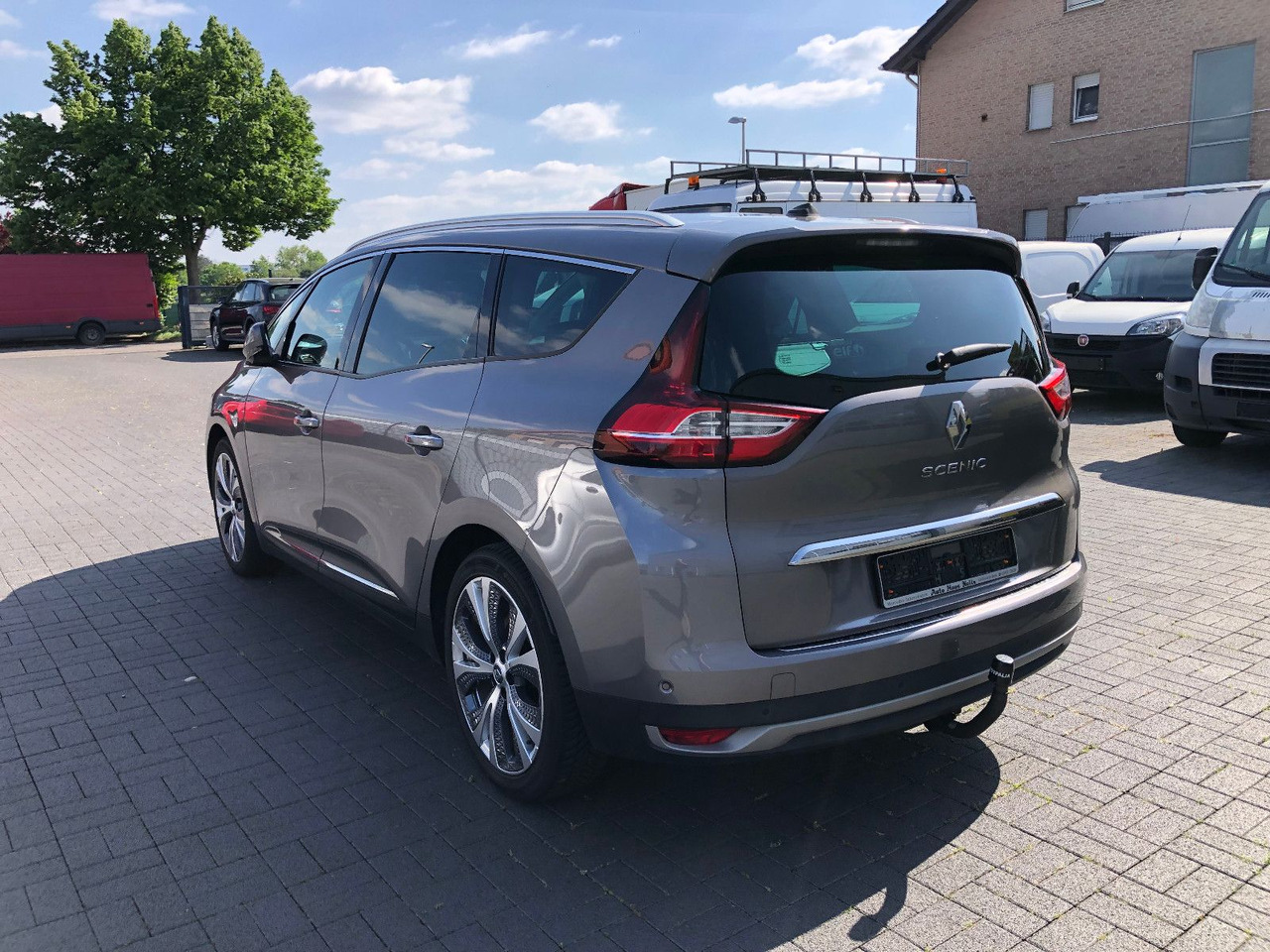 Renault Scenic IV Grand Intens - Car: picture 4 Renault Scenic IV Grand Intens - Car: picture 4