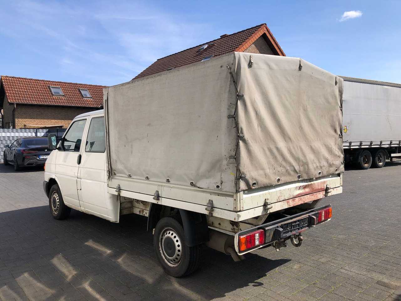 Volkswagen T4 - 2.5 TDI Grüne Plakette - Curtain side van, Combi van: picture 4 Volkswagen T4 - 2.5 TDI Grüne Plakette - Curtain side van, Combi van: picture 4