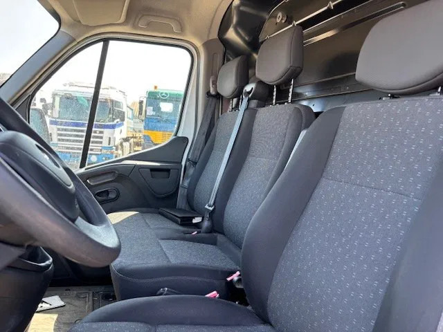 Small van Opel Movano T3300 2.4CDTI L1H1 (EURO 6 / 6 GEARS MANUAL GEARBOX / AIRCONDITIONING / APPLE CARPLAY / REAR VIEW CAMERA / ETC): picture 9