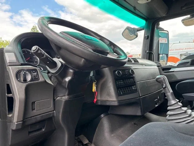 Tractor unit MAN TGX 18.440 BLS XLX (ZF16 MANUAL GEARBOX / 2x DIESELTANK / AIRCONDITIONING / ELECTRICAL MAINSWITCH / FRIDGE / EURO 6): picture 7