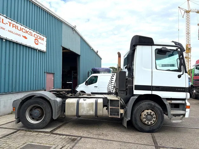 Mercedes-Benz Actros 1848 LS (MP1) 4x2 TRACTOR (EPS WITH CLUTCH / RUDUCTION AXLE / HYDRAULIC KIT / AIRCONDITIONING / ETC) - Tractor unit: picture 4 Mercedes-Benz Actros 1848 LS (MP1) 4x2 TRACTOR (EPS WITH CLUTCH / RUDUCTION AXLE / HYDRAULIC KIT / AIRCONDITIONING / ETC) - Tractor unit: picture 4