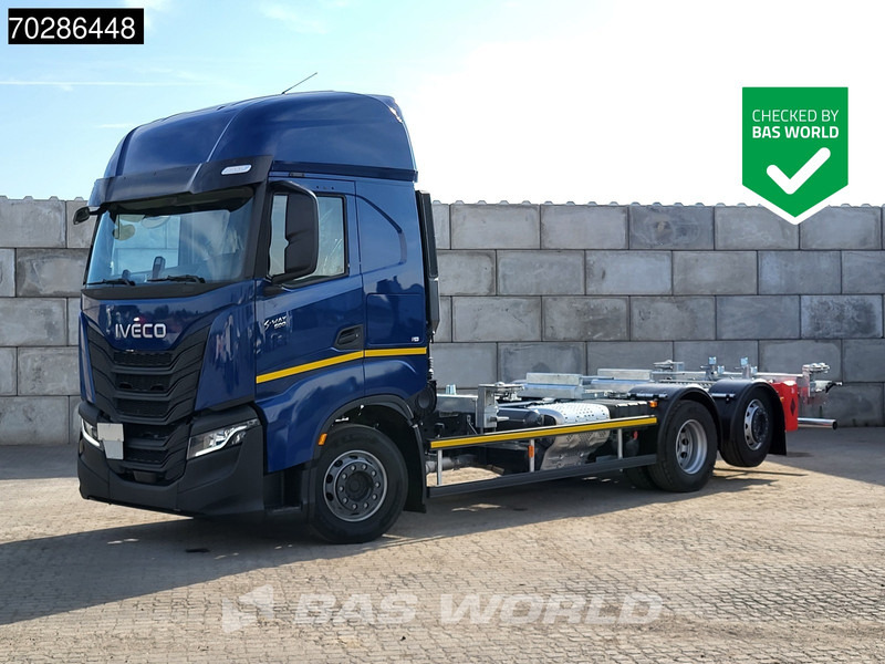 Iveco S-Way 500 6X2 NEW! BDF Lift+steering Axle Automatic Standklima Navi ACC Euro 6 - Container transporter/ Swap body truck: picture 1 Iveco S-Way 500 6X2 NEW! BDF Lift+steering Axle Automatic Standklima Navi ACC Euro 6 - Container transporter/ Swap body truck: picture 1