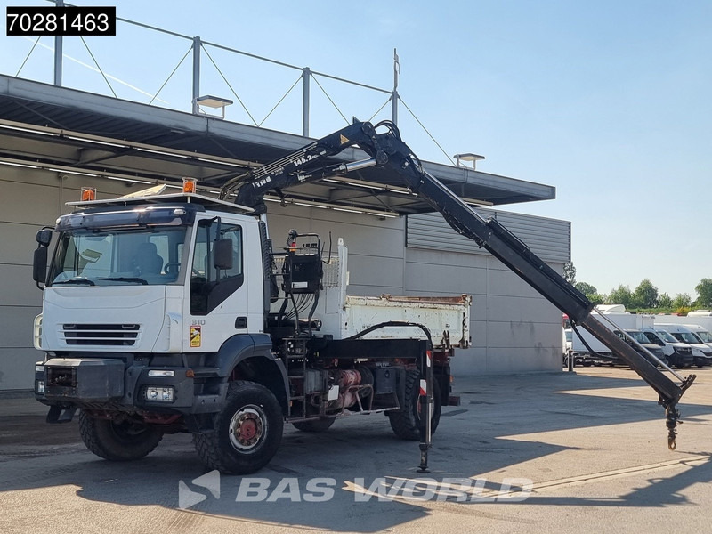 Iveco Trakker 310 4X4 Atlas 145.2-A2 Kran Crane 4x4 Big axle 6m3 3 sided tipper Euro 4 - Tipper, Crane truck: picture 5 Iveco Trakker 310 4X4 Atlas 145.2-A2 Kran Crane 4x4 Big axle 6m3 3 sided tipper Euro 4 - Tipper, Crane truck: picture 5