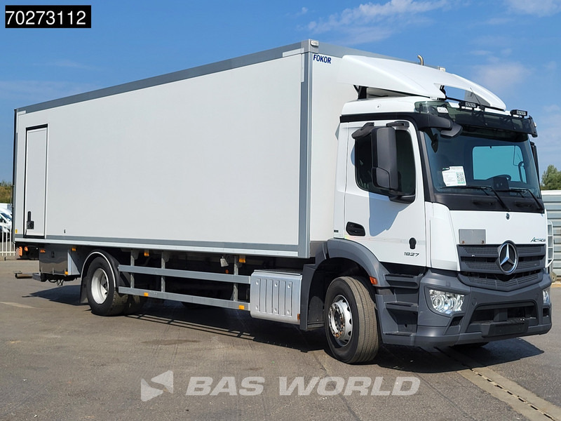 Mercedes-Benz Actros 1827 4X2 2.000kg Ladebordwand Automatic Xenon ClassicSpace Euro 6 - Box truck: picture 3 Mercedes-Benz Actros 1827 4X2 2.000kg Ladebordwand Automatic Xenon ClassicSpace Euro 6 - Box truck: picture 3