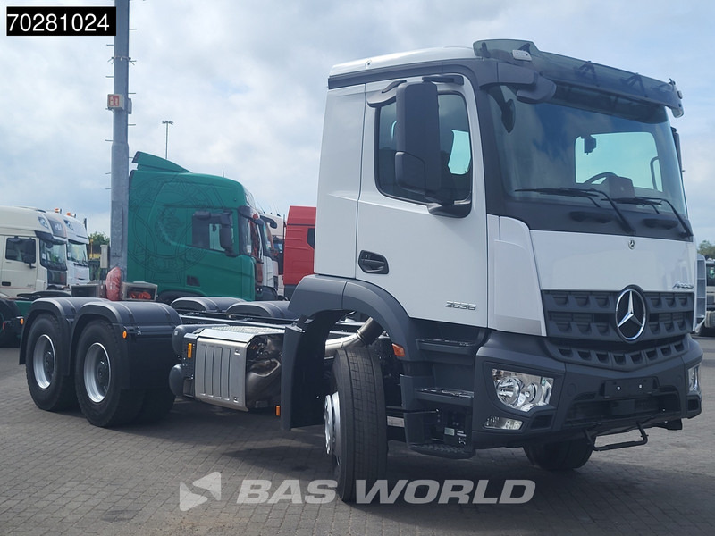 Mercedes-Benz Arocs 2636 6X4 NEW chassis Flywheel PTO Big-Axle Automatic Steelsuspension Euro 6 - Cab chassis truck: picture 3 Mercedes-Benz Arocs 2636 6X4 NEW chassis Flywheel PTO Big-Axle Automatic Steelsuspension Euro 6 - Cab chassis truck: picture 3