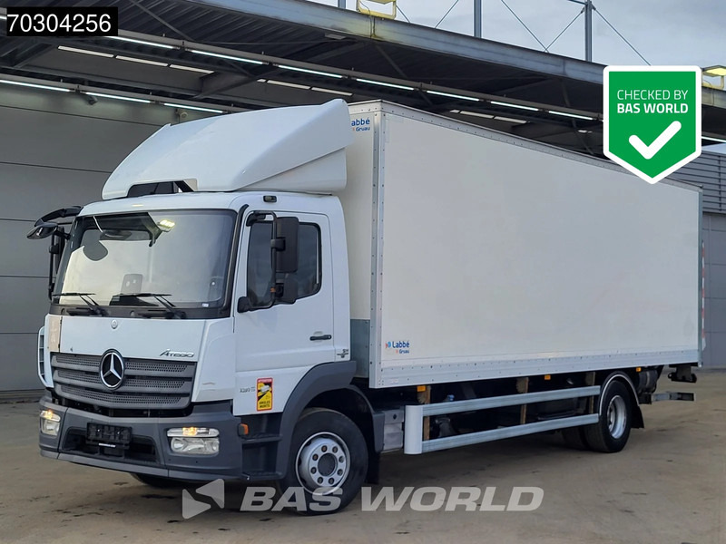 Mercedes-Benz Atego 1318 4X2 13.5tonner Automatic 1500kg Ladebordwand Euro 6 - Box truck: picture 1 Mercedes-Benz Atego 1318 4X2 13.5tonner Automatic 1500kg Ladebordwand Euro 6 - Box truck: picture 1