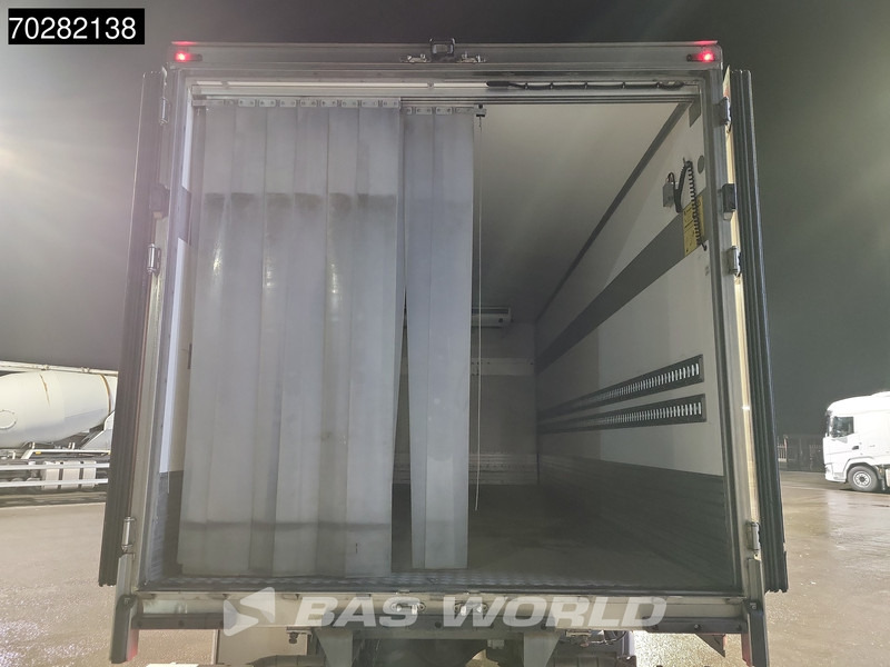 Mercedes-Benz Atego 1524 Atego 4X2 6-Cylinder Auromatic Thermo King Euro 6 - Refrigerator truck: picture 3 Mercedes-Benz Atego 1524 Atego 4X2 6-Cylinder Auromatic Thermo King Euro 6 - Refrigerator truck: picture 3