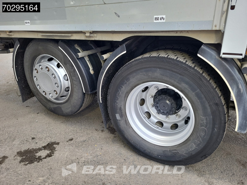 Dropside/ Flatbed truck Renault T 440 6X2 750cm box Lift-Axle Automatic ADR Euro 6: picture 15