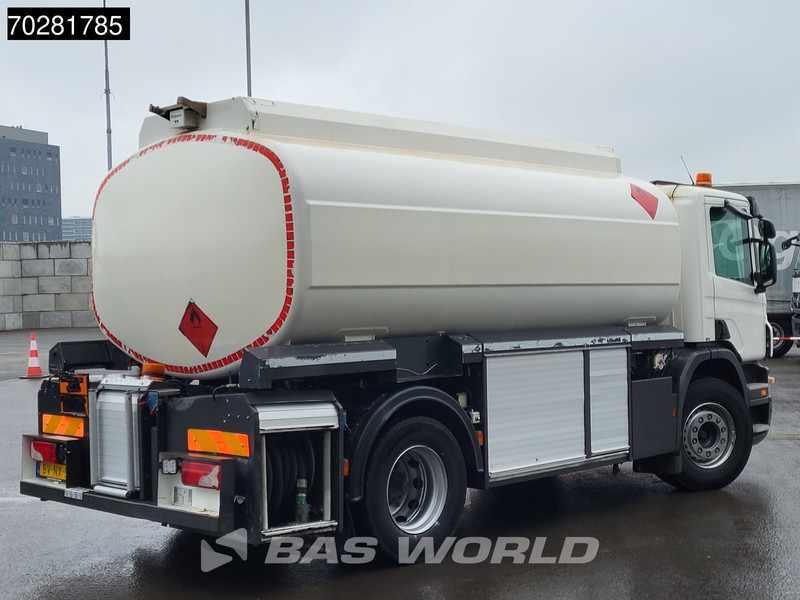 Scania P230 4X2 NL-Truck 3 compartments 16.300 Ltr ADR 3-Pedals Euro 5 - Tank truck: picture 5 Scania P230 4X2 NL-Truck 3 compartments 16.300 Ltr ADR 3-Pedals Euro 5 - Tank truck: picture 5