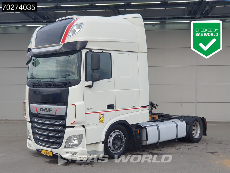 DAF XF 480 XF 4X2 DAMAGED! NL-Truck Mega Retarder 2X Tanks ACC Standklima Euro 6 - Tractor unit: picture 1 DAF XF 480 XF 4X2 DAMAGED! NL-Truck Mega Retarder 2X Tanks ACC Standklima Euro 6 - Tractor unit: picture 1