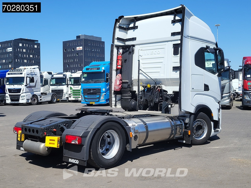 Iveco S-Way 460 4X2 LNG Retarder 2x Tanks Standklima LED Navi - Tractor unit: picture 5 Iveco S-Way 460 4X2 LNG Retarder 2x Tanks Standklima LED Navi - Tractor unit: picture 5