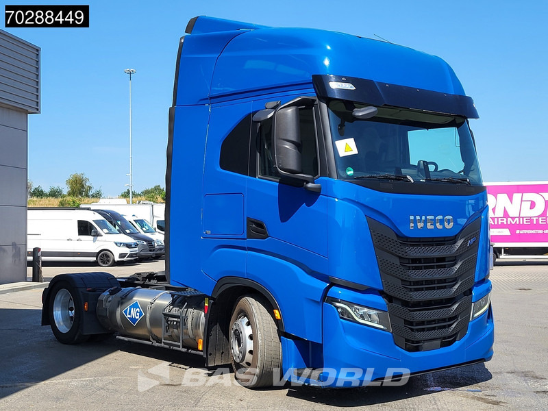 Iveco S-Way 460 4X2 LNG! Retarder Mega 2xTanks Navi ACC LED Euro 6 - Tractor unit: picture 3 Iveco S-Way 460 4X2 LNG! Retarder Mega 2xTanks Navi ACC LED Euro 6 - Tractor unit: picture 3