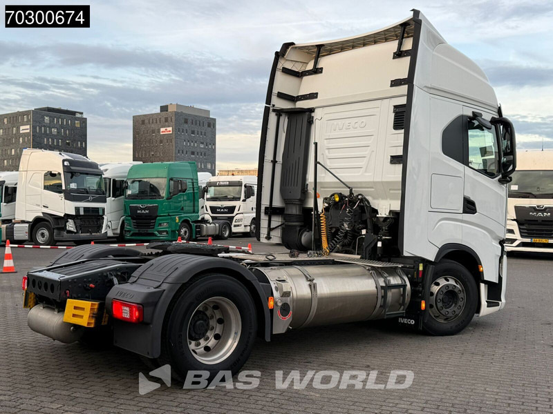 Iveco S-Way 460 NP 4X2 LNG! NL-Truck Retarder 2xTanks ACC LED Euro 6 - Tractor unit: picture 2 Iveco S-Way 460 NP 4X2 LNG! NL-Truck Retarder 2xTanks ACC LED Euro 6 - Tractor unit: picture 2