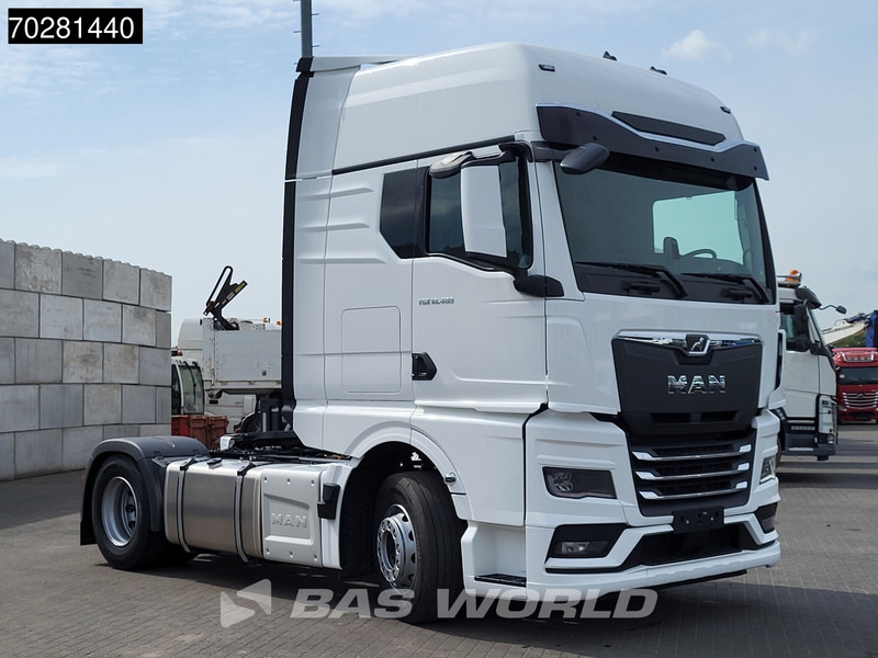 MAN TGX 18.480 4X2 NEW! GX Retarder 2x Tanks Standklima ACC Navi - Tractor unit: picture 3 MAN TGX 18.480 4X2 NEW! GX Retarder 2x Tanks Standklima ACC Navi - Tractor unit: picture 3