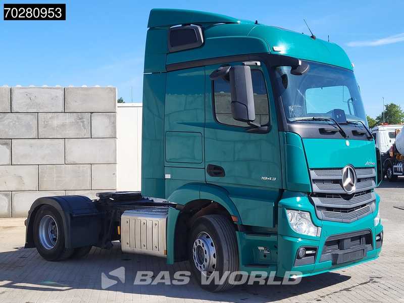 Mercedes-Benz Actros 1843 Actros 4X2 StreamSpace Euro 6 - Tractor unit: picture 3 Mercedes-Benz Actros 1843 Actros 4X2 StreamSpace Euro 6 - Tractor unit: picture 3
