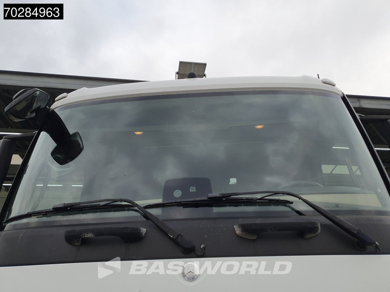 Tractor unit Mercedes-Benz Actros 1845 4X2 ClassicSpace Retarder Euro 6: picture 7 Tractor unit Mercedes-Benz Actros 1845 4X2 ClassicSpace Retarder Euro 6: picture 7