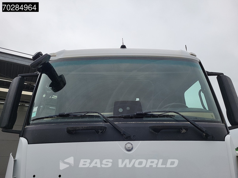 Tractor unit Mercedes-Benz Actros 1845 4X2 ClassicSpace Retarder Euro 6: picture 7